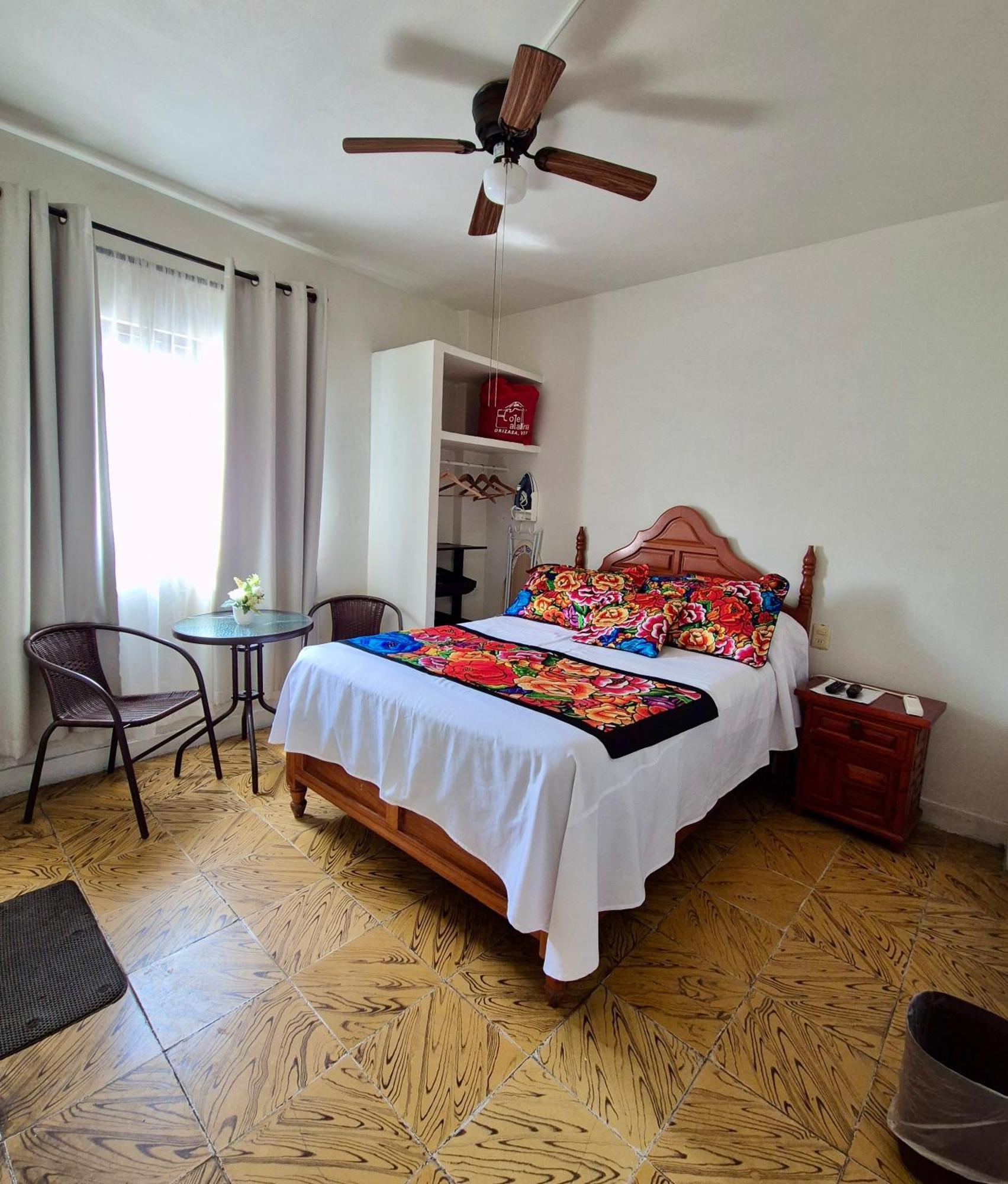 Hotel Catalina Orizaba  Phòng bức ảnh